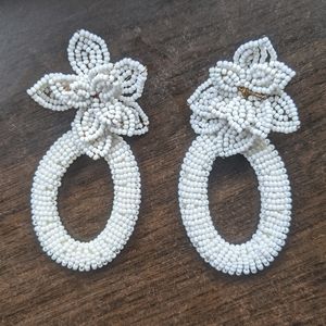 Beaded flower earrings gold wiring